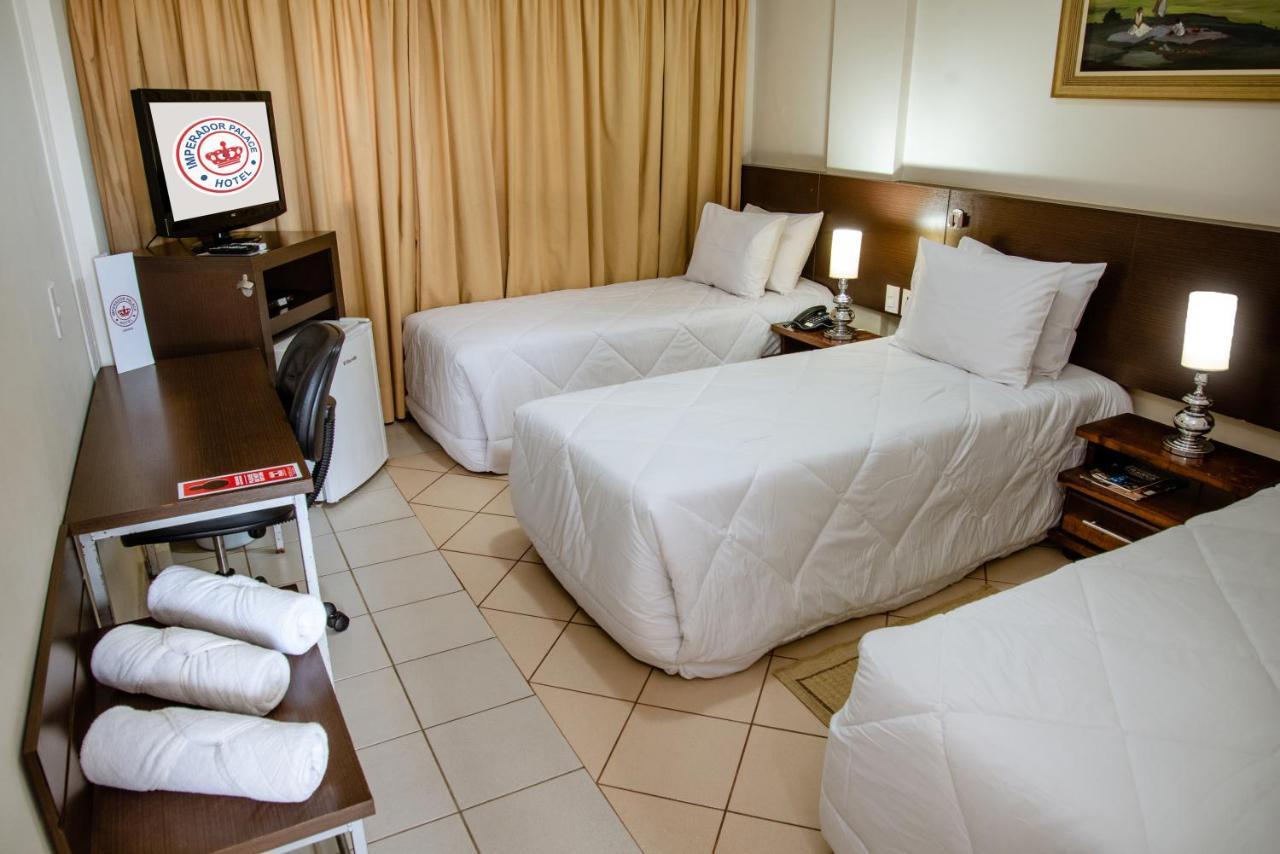 Imperador Palace Hotel Franca Extérieur photo