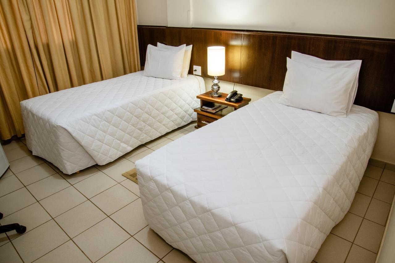 Imperador Palace Hotel Franca Extérieur photo